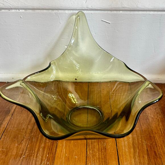 Vintage Viking Glass Handkerchief Bowl – Hand Blown Four-Point Art Glass - Picture 1 of 10